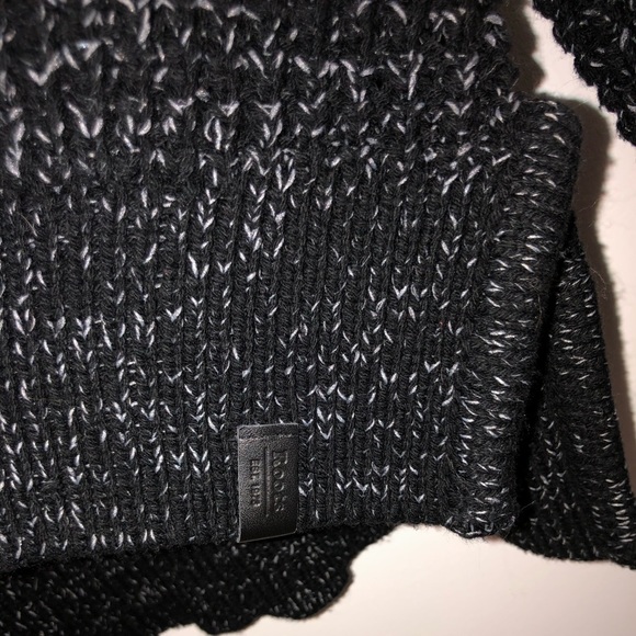 Brand New Roots Knitted Sweater - Picture 2 of 2